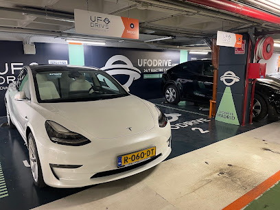 UFODRIVE Alquiler de coches Tesla