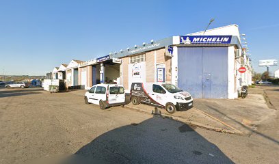 Grúas Cortés