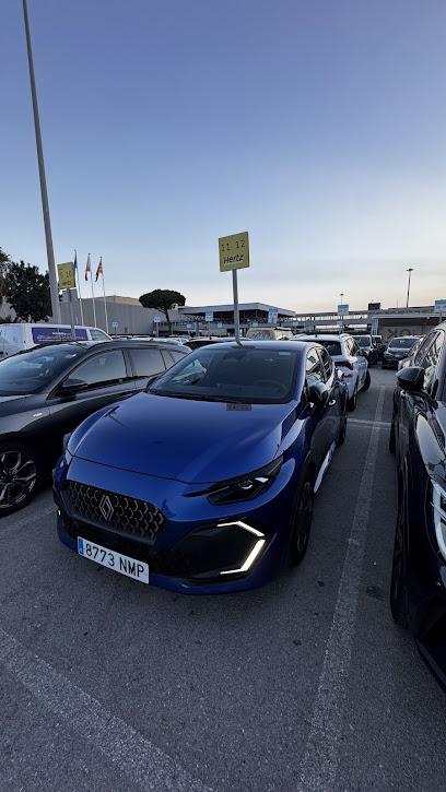 Hertz Alquiler De Coches - Barcelona Airport ( El Prat)